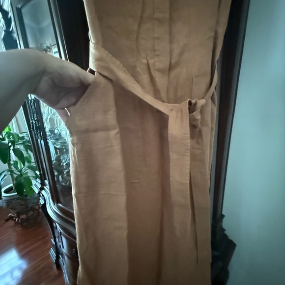 RIANI Tan sleeveless collared Maxi Dress - Picture 3 of 6